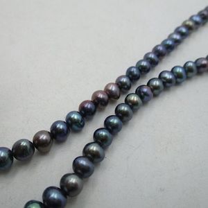 Vintage 14K Gold Peacock Pearl Single Strand Necklace 18inches